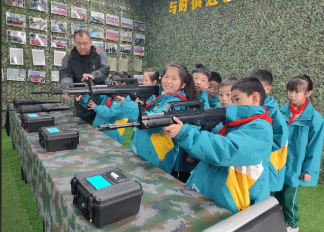 迷彩体会基地也是多部分协作继续深化国防教育实践的有力展现 迷彩体会基地也是多部分协作继续深化国防教育实践的有力展现